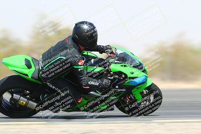 media/Mar-28-2022-Superbike Trackdays (Mon) [[b8603d0f67]]/Open Track Time/Turn 3 Inside/